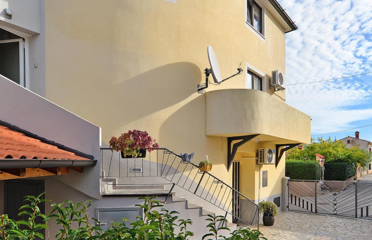 Apartments Jadranka 1279 Pomer Exterior foto